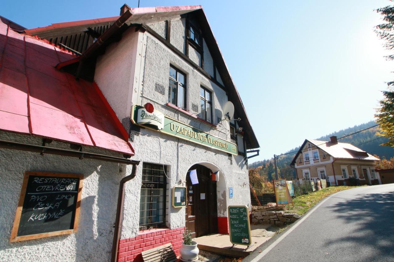 Penzion Paseky U Zapadlych Vlastencu ภายนอก รูปภาพ