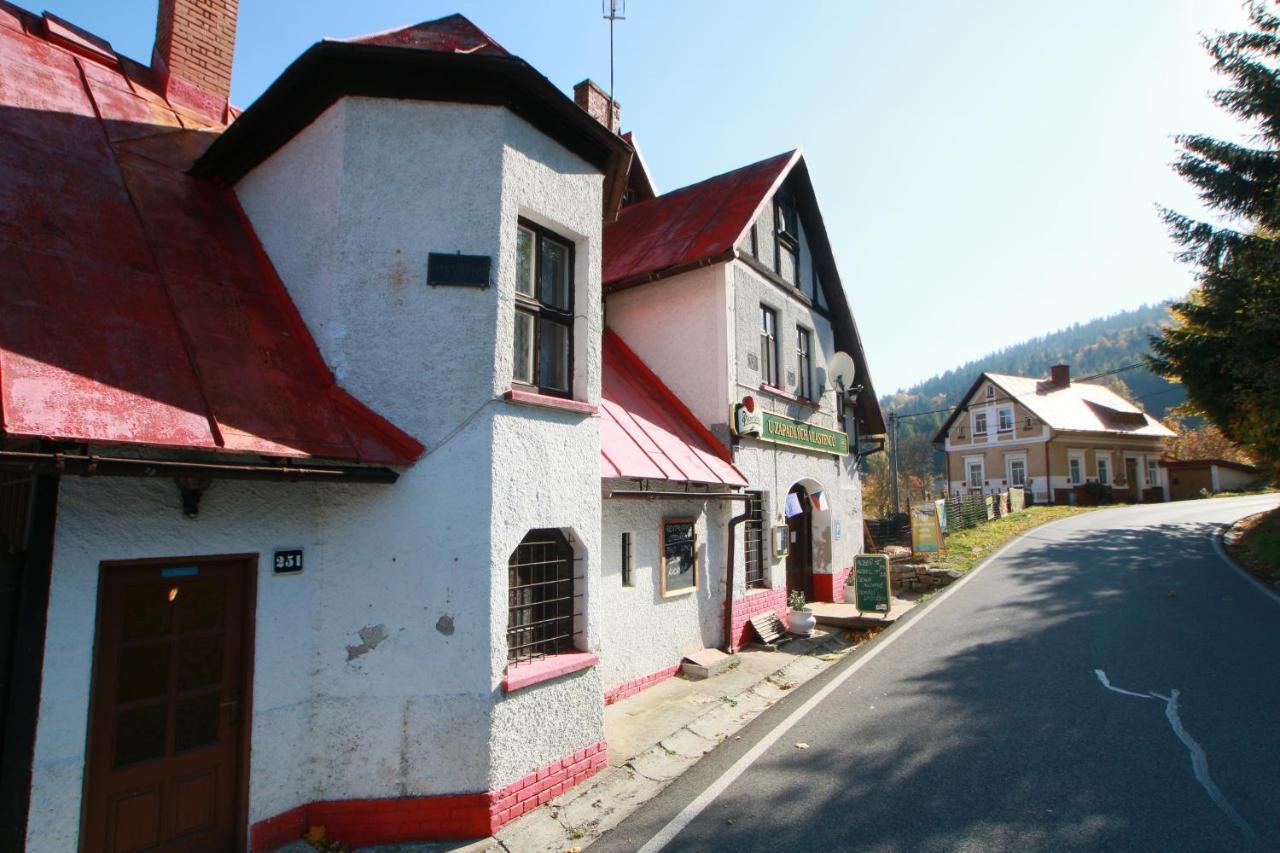 Penzion Paseky U Zapadlych Vlastencu ภายนอก รูปภาพ