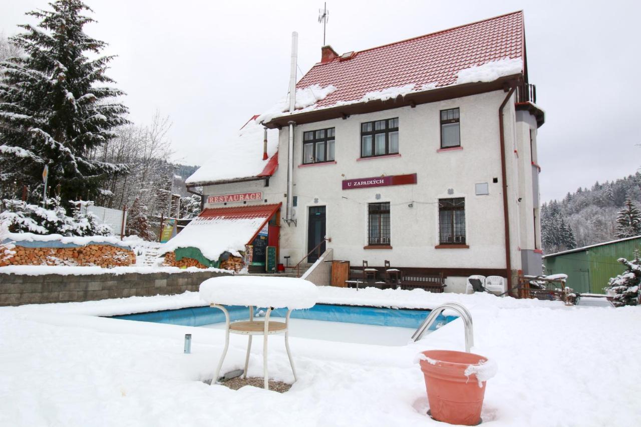 Penzion Paseky U Zapadlych Vlastencu ภายนอก รูปภาพ